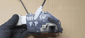 Zamek drzwi prawy przód przedni Peugeot 407 9681333280 4