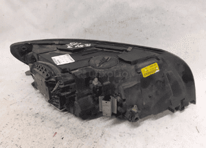 Przod przednia lampa lewa volvo V50 S40 4