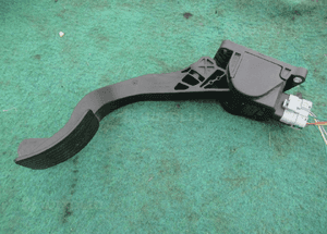 Pedał gazu potencjometr citroen C4 grand picasso 1 i 2006-2013 rok 1.6 vti 1