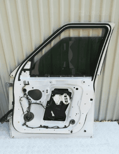 Land rover discovery 3 4 L319 drzwi przód prawe 8