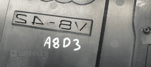 Osłona pokrywa silnika Audi A8 D3 4.2 TDI 057103925 9