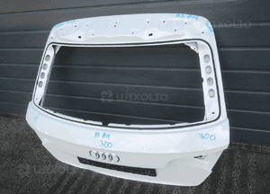 Klapa bagażnika tylna tył audi A3 8V4 2012- 3