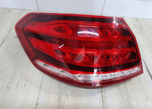 Mercedes e klasa W212 sedan lampa tył lewa A2129060703 1