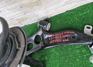 WAHACZ AMORTYZATOR ZWROTNICA 2 F44 6876645 2