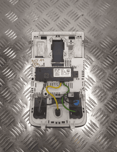 Audi A1 8X lampka podsufitki oswietlenie 8X0947135AG 3
