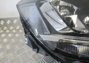 Lampa przednia przód prawa vw sportsvan xenon 2014-2019 rok 17