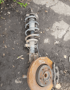 mcpherson prawy przód vivaro trafic 1.9 dci