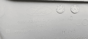 Boczek tapicerka prawy przód przednia prawa Ford Focus MK2 Lift 5
