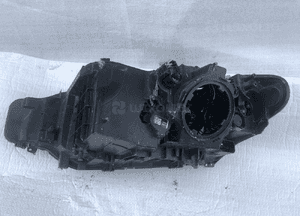 Bmw F30 zwykła lampa przednia prawa 3