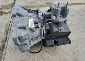 SKRZYNIA BIEGÓW 1,4 16V benzyna Ford Fiesta Mk7 VII 123tyś km 4