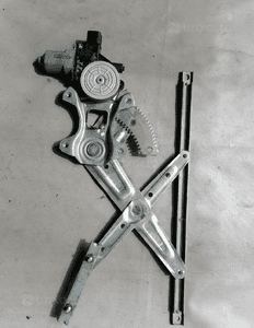 Podnośnik szyby prawy tył Mitsubishi Asx 2