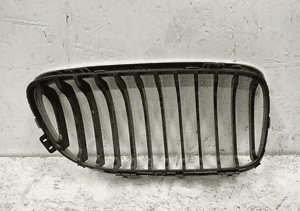 Atrapa gril nerka lewa bmw iii 3 E90 E91 lift lci 08- 2