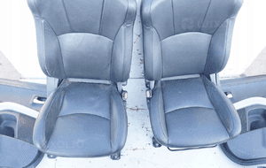 FOTELE BOCZKI WYKŁADZINA SKÓRA GRZANE 7 OSÓB MITSUBISHI OUTLANDER II 5