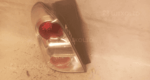 Lampa tylna lewa tył lewo toyota corolla verso ii 2