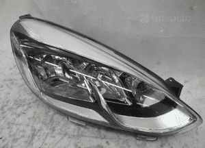 Ford fiesta MK8 zwykła lampa przednia prawa 1