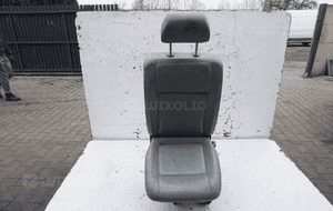 Fotel 2 rząd tył prawy volkswagen transporter T5 1