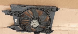 Wentylator chłodnicy wiatrak Renault Megane II 8200151464 2