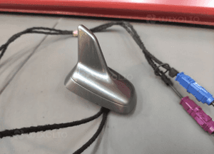 Audi Q7 4L antena dachowa rekin LY7E wzmacniacz antenowy oryginał bdb 1