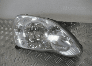 Lampa przednia przód prawa toyota corolla E12 hb lift 2004-2007 3
