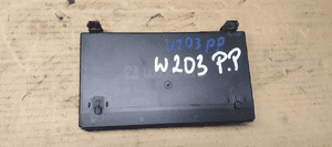 Moduł sterownik drzwi prawy przód Mercedes W209 2098202026 3