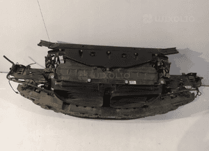 BMW 5 F10 / F11 LCI Pas przedni kompletny - 15204 4