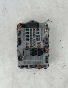 JAGUAR XF X250 1 I SKRZYNKA BEZPIECZNIKÓW MODUŁ STEROWNIK BCM 9X2314D628AB 1