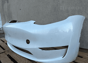 Zderzak przod przedni tesla model y 2020- bardzo ladny 2