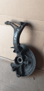 Zwrotnica piasta lewy przód przednia lewa Skoda Superb I 1.9 TDI 6