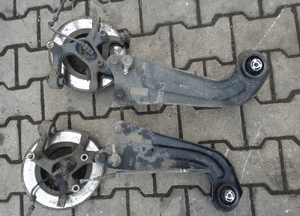 Audi A3 8P 3D wahacz tył tylny piasta prawa lewa 1