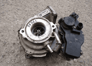 Toyota land criuser prado 2.8 turbosprężarka 17201-11100 1