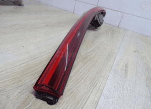 Lampa lewa tył klapy seat tarraco lift 5FJ945095 5