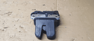 Zamek klapy bagażnika Audi A8 D3 4E0827645A 4F5827505D 2