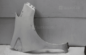 Błotnik prawy przedni przód TOYOTA YARIS III 2011-2020 1