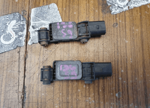Czujnik 8E0959651 A Uderzenia Czujnik Uderzeniowy Sensor Audi A3 8P A4 B6 B7 A6 C5 10