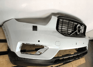 Zderzak przód przedni volvo XC40 2017-  spoiler dół grill atrapa cały 2