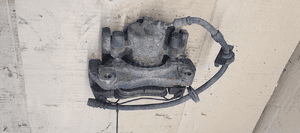 Zacisk hamulcowy prawy przód przedni prawy Renault Laguna III 6