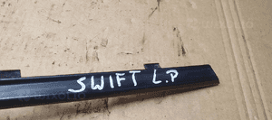 Listwa szyby czołowej lewy przód Suzuki Swift IV 77170-63J0 6