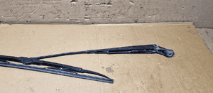 Ramie wycieraczki lewy przód wycieraczka VW Fox 5Z0955409A 4