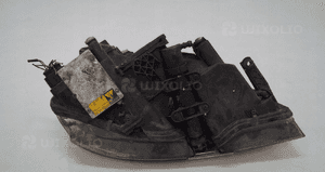 Lampa przednia lewa skoda superb i xenon 10