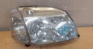 Lampa przód przednia prawa xenon nissan x-trail 1