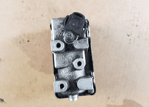 nastawnik turbosprężarki bmw 2.0 d 6nv009420 2