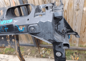 Pas wzmocnienie przednie ford fiesta MK7 lift C1BB 2012- 3