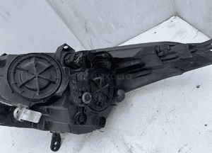 Hyundai I40 lampa prawy przód 92102-3Z090 uk 9