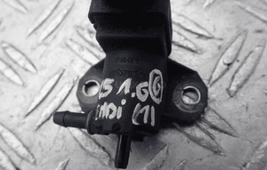 Zawór podciśnienia citroen peugeot 9688124580 dostępne 2 sztuki 2