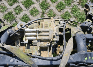 toyota RAV4 13-18 sanki belka tył komplet napęd 2