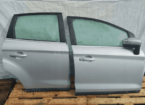 Drzwi przód przednie tył tylne prawe ford kuga MK1 4