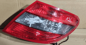 Lampa prawa tył tylna mercedes W204 sedan 2
