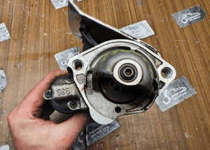 Rozrusznik 06B911023 BOSCH 1.8 T 2.0 ALT FSI TFSI Audi A4 B6 B7 A6 VW Passat B5 11