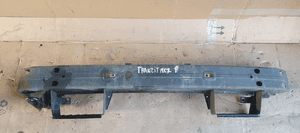 Belka wzmocnienie zderzaka przód Ford Transit MK7 1