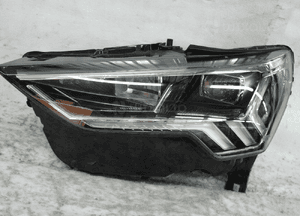 Audi Q3 83A full led cała lampa przednia lewa 1